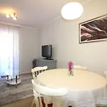 Tancel Apartman *